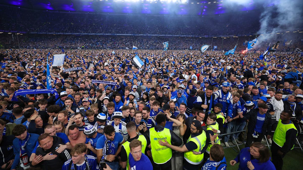 25 wounded including one "between life and death" at the Hamburg stadium