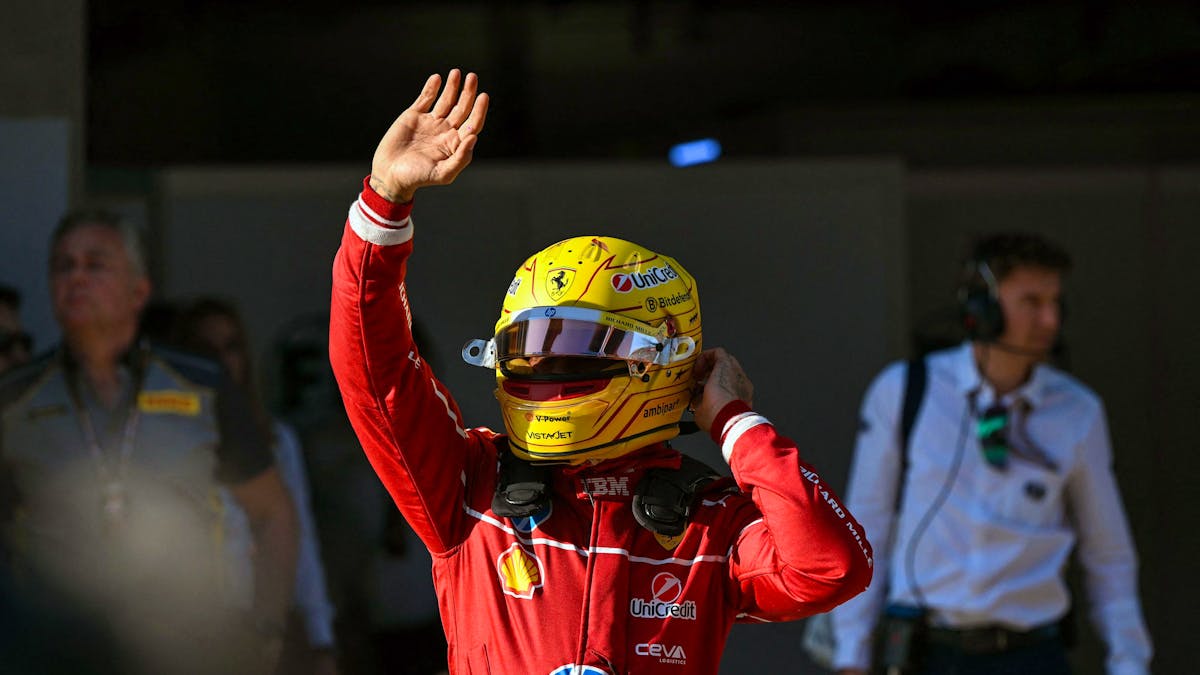 Lewis Hamilton signs his first Pole-Position for Ferrari