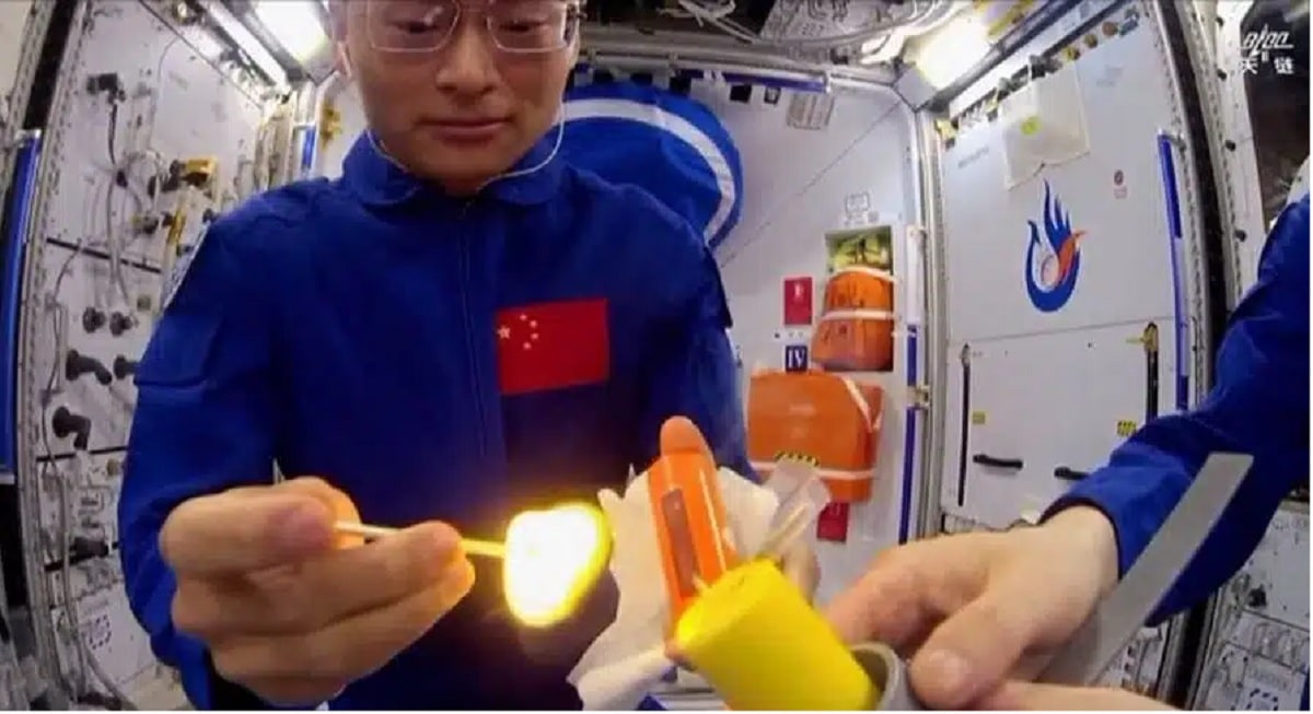 Chinese Astronauts Light a Match on the Space Station—Jaw-Dropping Result Shocks the World Chinese Astronauts Light a Match on the Space Station—Jaw-Dropping Result Shocks the World