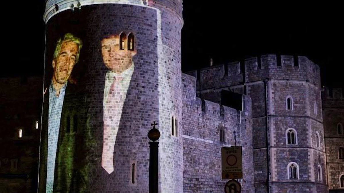 They project photos of the Epstein file on Windsor