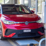 Charging an electric car without cable