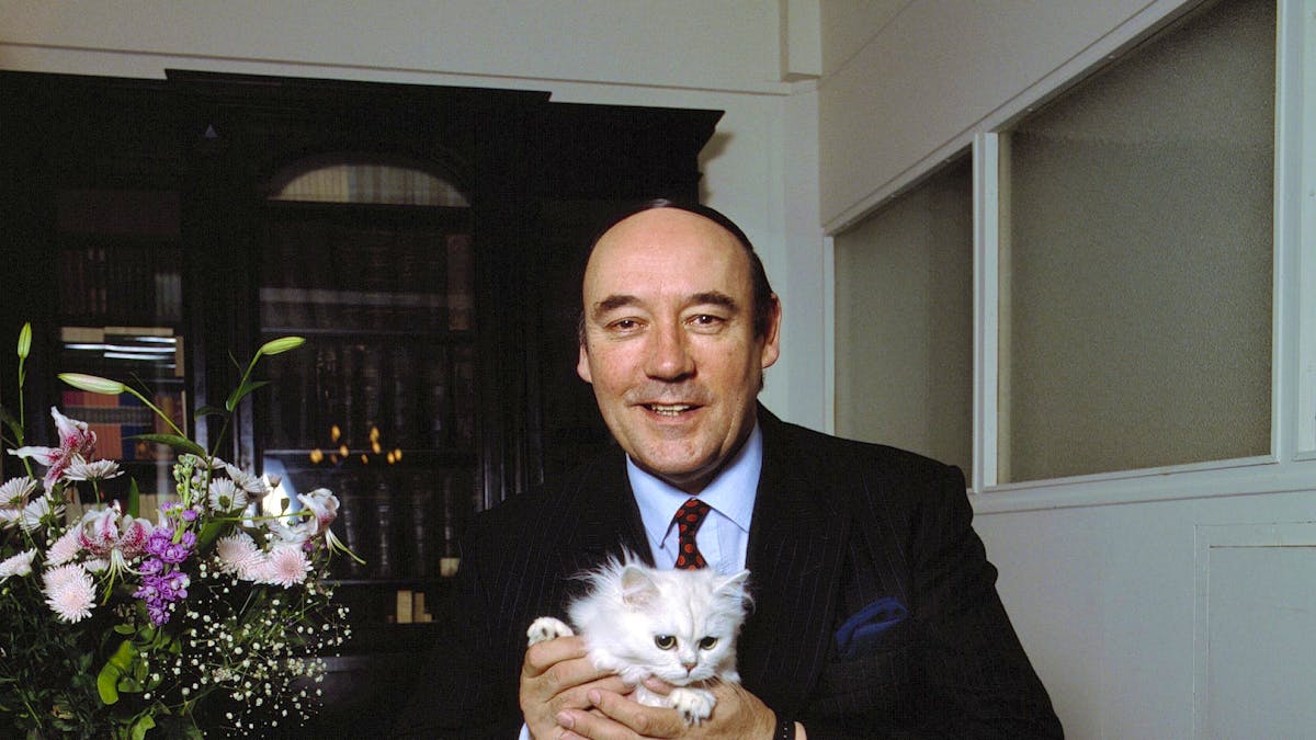 Death of zoologist Desmond Morris, author of “The Naked Monkey”