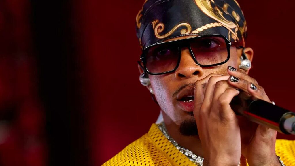 Rapper D4vd charged with murder of teenage girl - Carroll County Observer