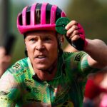 A cycling miracle wins the 17th stage