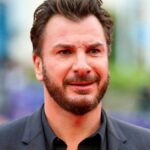 Michaël Youn and his family threatened during a robbery