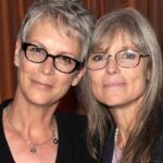Jamie Lee Curtis announces the death of her sister
