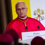 At the Élysée, the Pope denounces “the offer of a planned death”