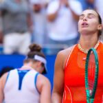 The world No. 1 qualified for the semi-finals at the end of the suspense