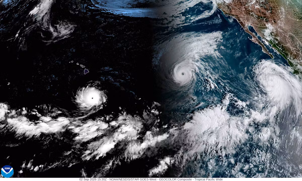 Three simultaneous cyclones in the Pacific