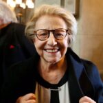 Vline Buggy, lyricist of Claude François, dies at 97